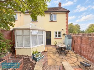 Rear elevation- click for photo gallery